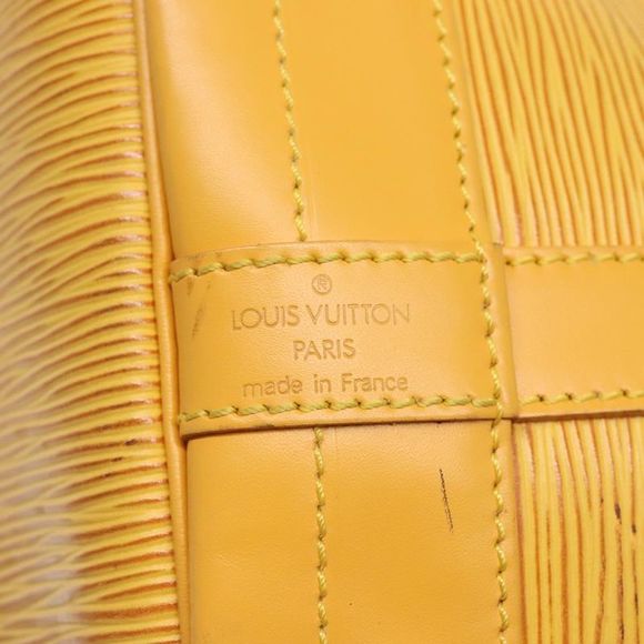 Louis Vuitton Noé Yellow Leather Shoulder Bag (Pre-Owned) - Picture 13 of 16